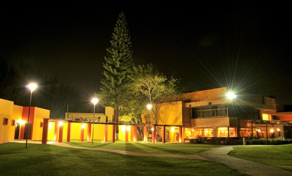 فندق هوتل تيرانوفا كواتزاكوالكوس المظهر الخارجي الصورة The University of the Americas
